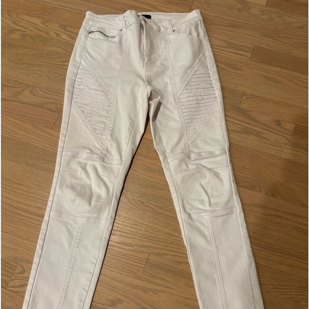 Forever 21 Stretchy Skinny White Jeans Size L